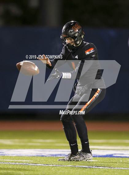 Thumbnail 2 in Marlboro Central vs. Port Jervis (Section 9 Class B Final) photogallery.