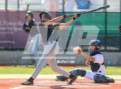 Thumbnail 3 in Santa Barbara vs Crescenta Valley (CIF SS D3 Rnd1 Playoff) photogallery.