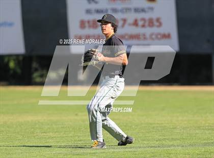 Thumbnail 2 in Santa Barbara vs Crescenta Valley (CIF SS D3 Rnd1 Playoff) photogallery.