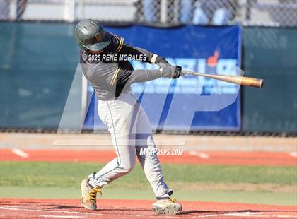 Thumbnail 2 in Santa Barbara vs Crescenta Valley (CIF SS D3 Rnd1 Playoff) photogallery.