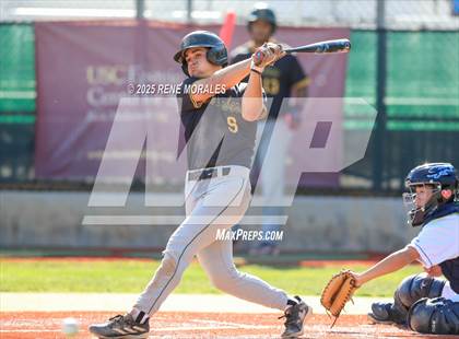 Thumbnail 1 in Santa Barbara vs Crescenta Valley (CIF SS D3 Rnd1 Playoff) photogallery.