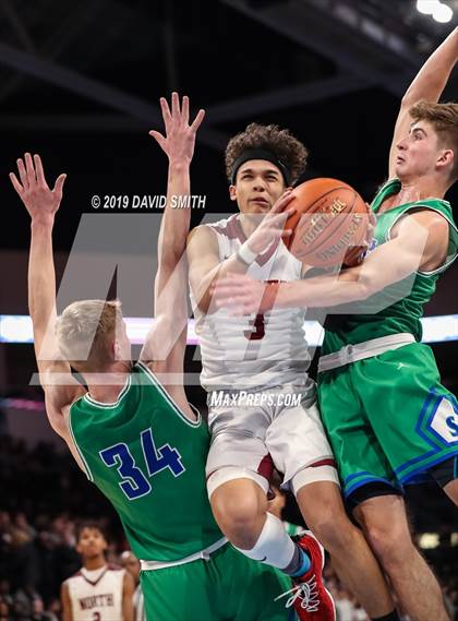 Thumbnail 3 in Lee's Summit North vs. Blue Springs South (MSHSAA Class 5 Sectional) photogallery.