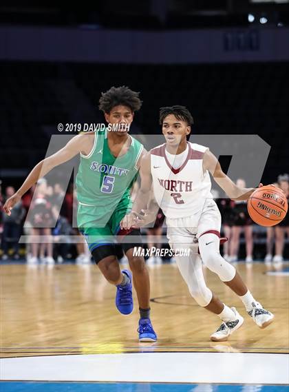 Thumbnail 1 in Lee's Summit North vs. Blue Springs South (MSHSAA Class 5 Sectional) photogallery.