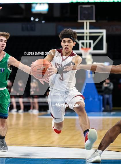 Thumbnail 2 in Lee's Summit North vs. Blue Springs South (MSHSAA Class 5 Sectional) photogallery.