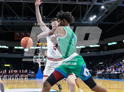 Thumbnail 2 in Lee's Summit North vs. Blue Springs South (MSHSAA Class 5 Sectional) photogallery.