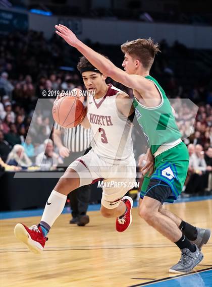 Thumbnail 1 in Lee's Summit North vs. Blue Springs South (MSHSAA Class 5 Sectional) photogallery.
