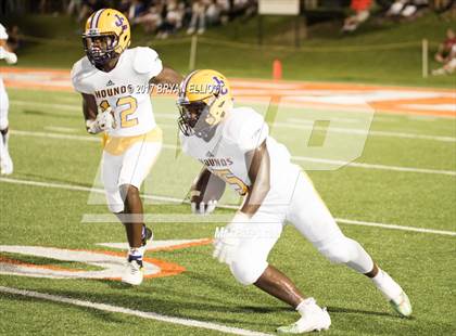 Thumbnail 3 in Jones County vs. Houston County photogallery.