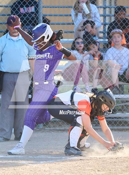 Thumbnail 2 in California School for the Deaf @ Piedmont (CIF NCS Division 5 Round 1) photogallery.