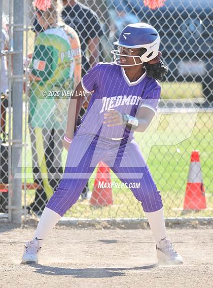 Thumbnail 3 in California School for the Deaf @ Piedmont (CIF NCS Division 5 Round 1) photogallery.