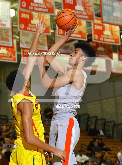 Thumbnail 1 in Fairfax vs. Bishop Gorman (Nike Extravaganza) photogallery.