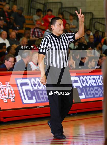 Thumbnail 1 in Fairfax vs. Bishop Gorman (Nike Extravaganza) photogallery.