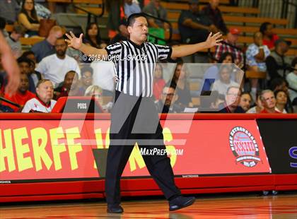 Thumbnail 2 in Fairfax vs. Bishop Gorman (Nike Extravaganza) photogallery.