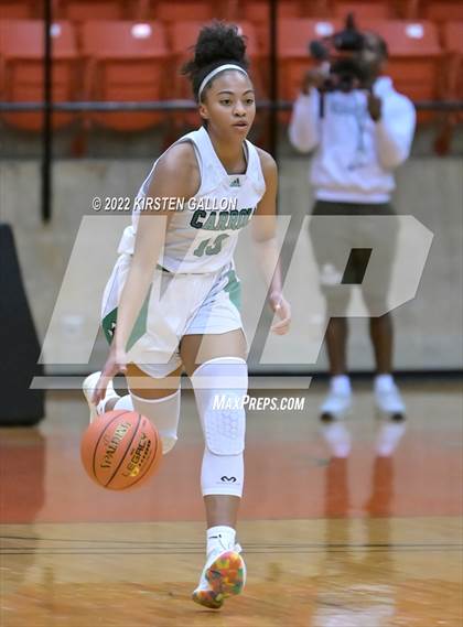 Thumbnail 3 in South Grand Prairie vs. Southlake Carroll (UIL 6A Regional Semifinal Playoff) photogallery.