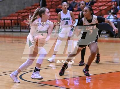 Thumbnail 2 in South Grand Prairie vs. Southlake Carroll (UIL 6A Regional Semifinal Playoff) photogallery.