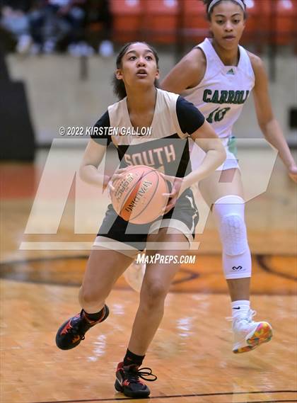 Thumbnail 2 in South Grand Prairie vs. Southlake Carroll (UIL 6A Regional Semifinal Playoff) photogallery.