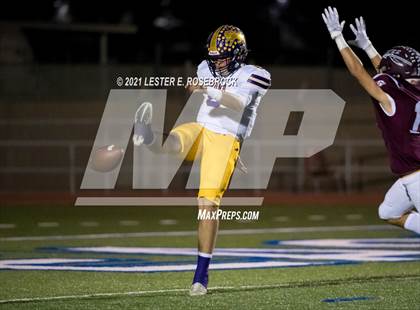 Thumbnail 1 in Ganado vs. Ozona (UIL 2A Bi-District Playoffs) photogallery.