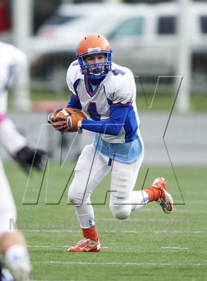 Thumbnail 3 in Livonia vs. East Rochester-Gananda photogallery.
