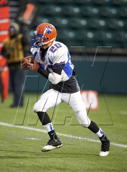 Thumbnail 2 in Livonia vs. East Rochester-Gananda photogallery.