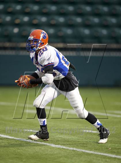 Thumbnail 3 in Livonia vs. East Rochester-Gananda photogallery.