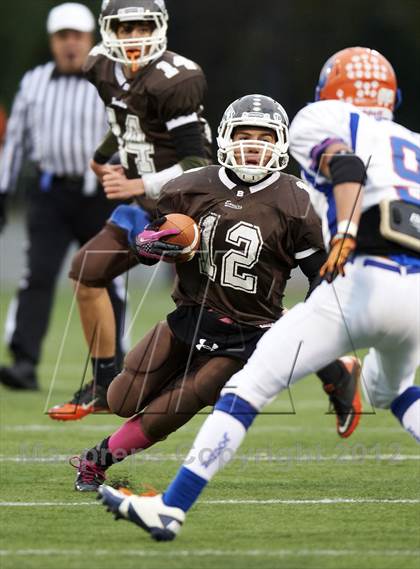 Thumbnail 2 in Livonia vs. East Rochester-Gananda photogallery.
