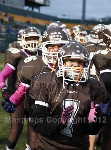 Thumbnail 3 in Livonia vs. East Rochester-Gananda photogallery.