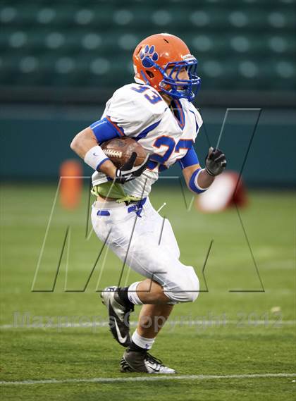 Thumbnail 2 in Livonia vs. East Rochester-Gananda photogallery.