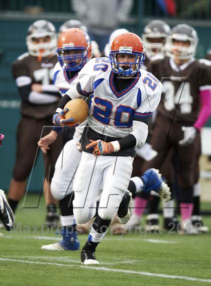 Thumbnail 2 in Livonia vs. East Rochester-Gananda photogallery.