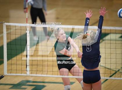 Thumbnail 3 in Stoney Creek @ Lake Orion (MHSAA D1 Regional Final) photogallery.
