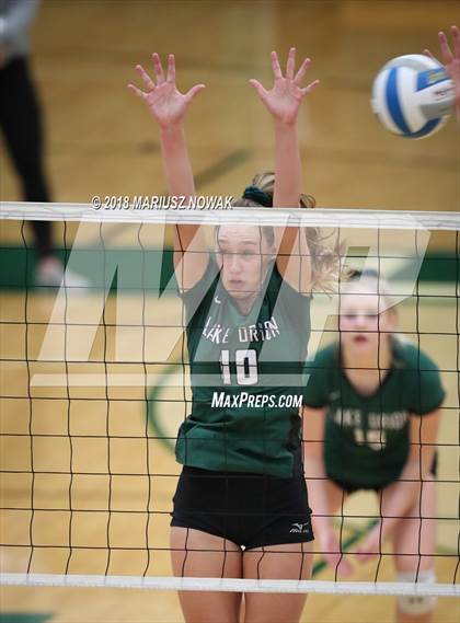 Thumbnail 3 in Stoney Creek @ Lake Orion (MHSAA D1 Regional Final) photogallery.