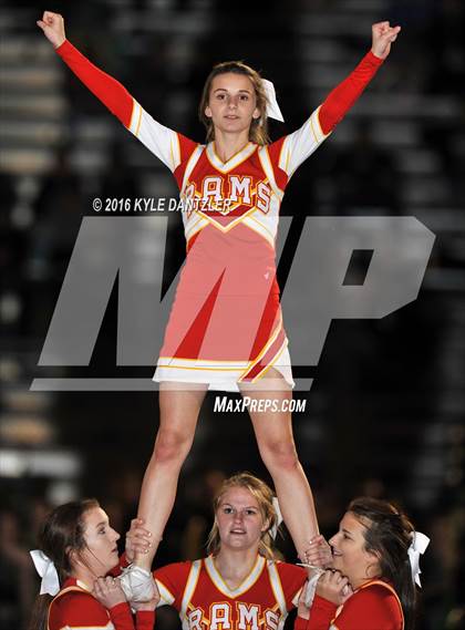 Thumbnail 2 in Henrietta vs. S & S Consolidated (3A Division 2 Region 2 bi-district) photogallery.
