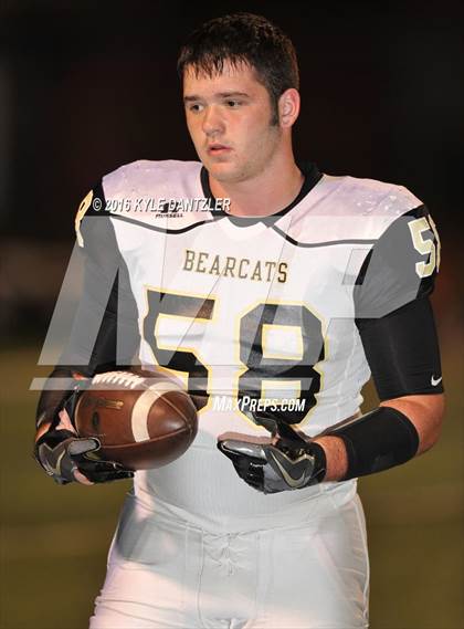 Thumbnail 3 in Henrietta vs. S & S Consolidated (3A Division 2 Region 2 bi-district) photogallery.