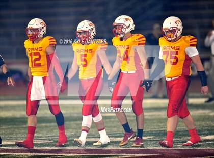 Thumbnail 2 in Henrietta vs. S & S Consolidated (3A Division 2 Region 2 bi-district) photogallery.