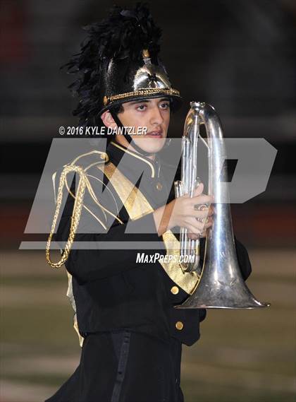 Thumbnail 2 in Henrietta vs. S & S Consolidated (3A Division 2 Region 2 bi-district) photogallery.