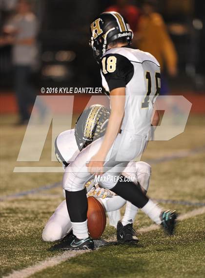 Thumbnail 3 in Henrietta vs. S & S Consolidated (3A Division 2 Region 2 bi-district) photogallery.
