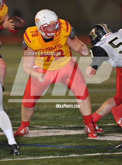 Thumbnail 3 in Henrietta vs. S & S Consolidated (3A Division 2 Region 2 bi-district) photogallery.