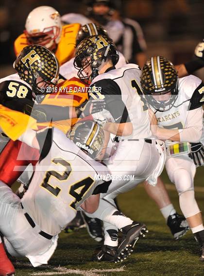 Thumbnail 3 in Henrietta vs. S & S Consolidated (3A Division 2 Region 2 bi-district) photogallery.