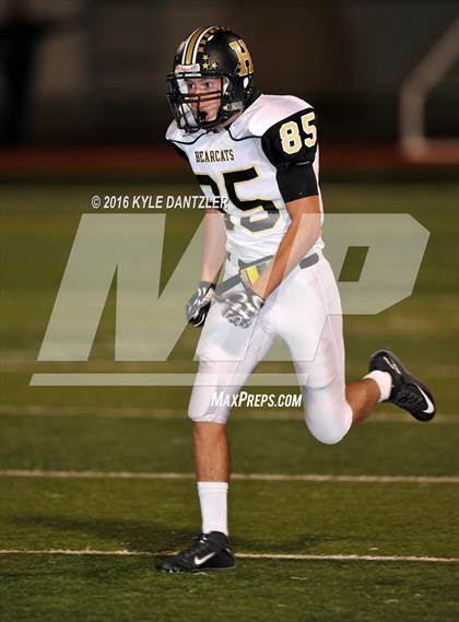 Thumbnail 1 in Henrietta vs. S & S Consolidated (3A Division 2 Region 2 bi-district) photogallery.