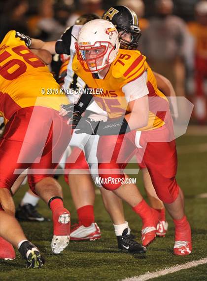 Thumbnail 1 in Henrietta vs. S & S Consolidated (3A Division 2 Region 2 bi-district) photogallery.
