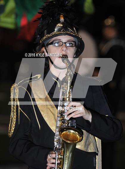 Thumbnail 1 in Henrietta vs. S & S Consolidated (3A Division 2 Region 2 bi-district) photogallery.
