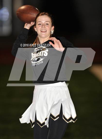 Thumbnail 1 in Henrietta vs. S & S Consolidated (3A Division 2 Region 2 bi-district) photogallery.