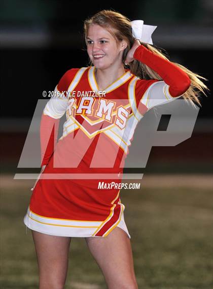 Thumbnail 3 in Henrietta vs. S & S Consolidated (3A Division 2 Region 2 bi-district) photogallery.
