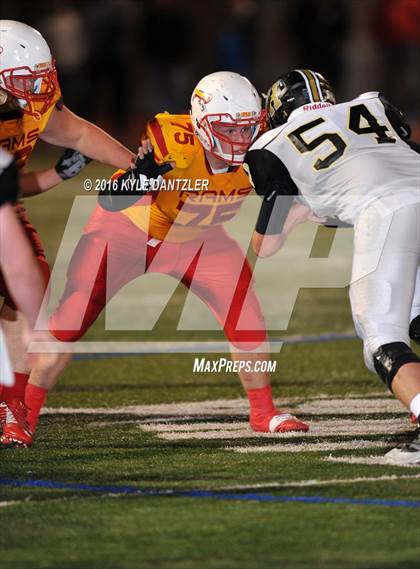 Thumbnail 2 in Henrietta vs. S & S Consolidated (3A Division 2 Region 2 bi-district) photogallery.