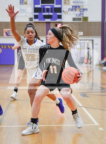Thumbnail 3 in Inglemoor @ Lake Stevens (WIAA 4A Playoff) photogallery.