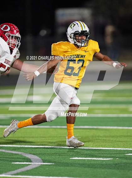Thumbnail 1 in Little River Academy vs. Diboll (UIL 3A Regional Playoff) photogallery.