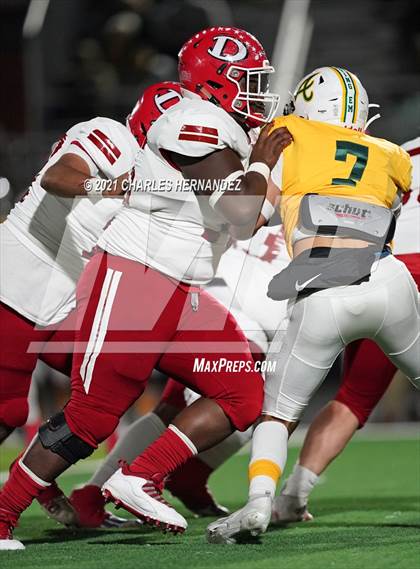 Thumbnail 1 in Little River Academy vs. Diboll (UIL 3A Regional Playoff) photogallery.