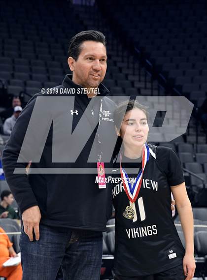 Thumbnail 1 in Northview vs. Oakland Tech (CIF State D4 Final) photogallery.