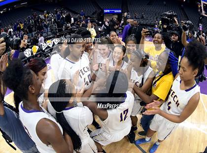 Thumbnail 3 in Northview vs. Oakland Tech (CIF State D4 Final) photogallery.