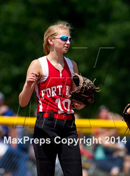 Thumbnail 2 in Fort Ann vs. Heuvelton Central (NYSPHSAA Class D Final) photogallery.