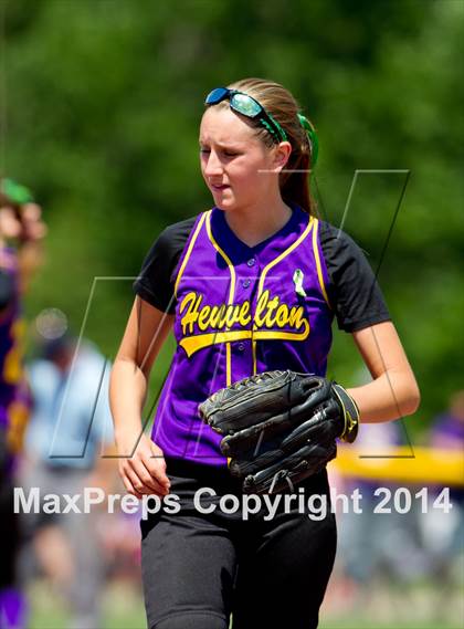 Thumbnail 3 in Fort Ann vs. Heuvelton Central (NYSPHSAA Class D Final) photogallery.