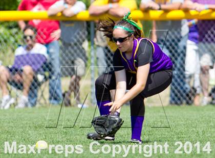 Thumbnail 1 in Fort Ann vs. Heuvelton Central (NYSPHSAA Class D Final) photogallery.